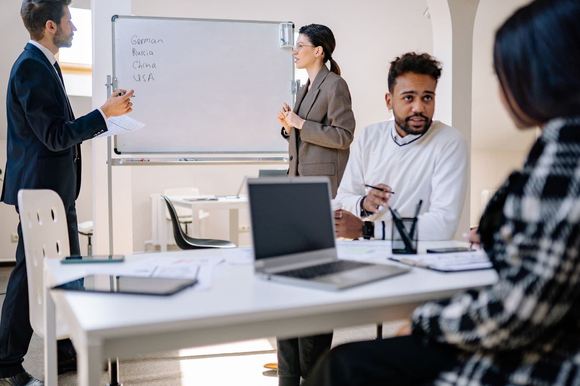 The Power of Community in Small Business Coaching: Authenticity, Ethics, and Shared Values