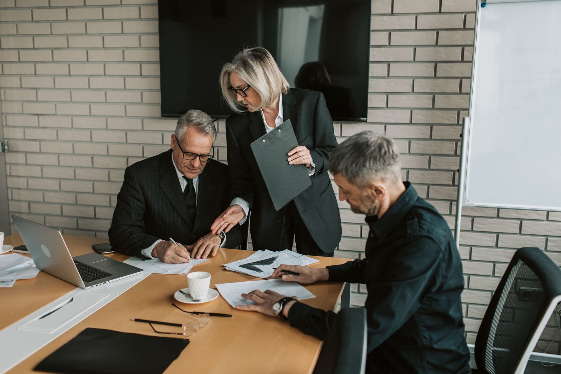 Embracing AI: The Game Changer for Small Businesses